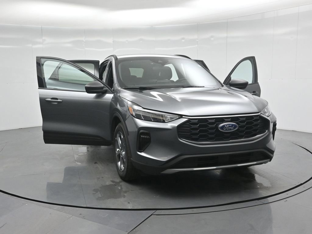 Certified 2025 Ford Escape ST-Line image 51