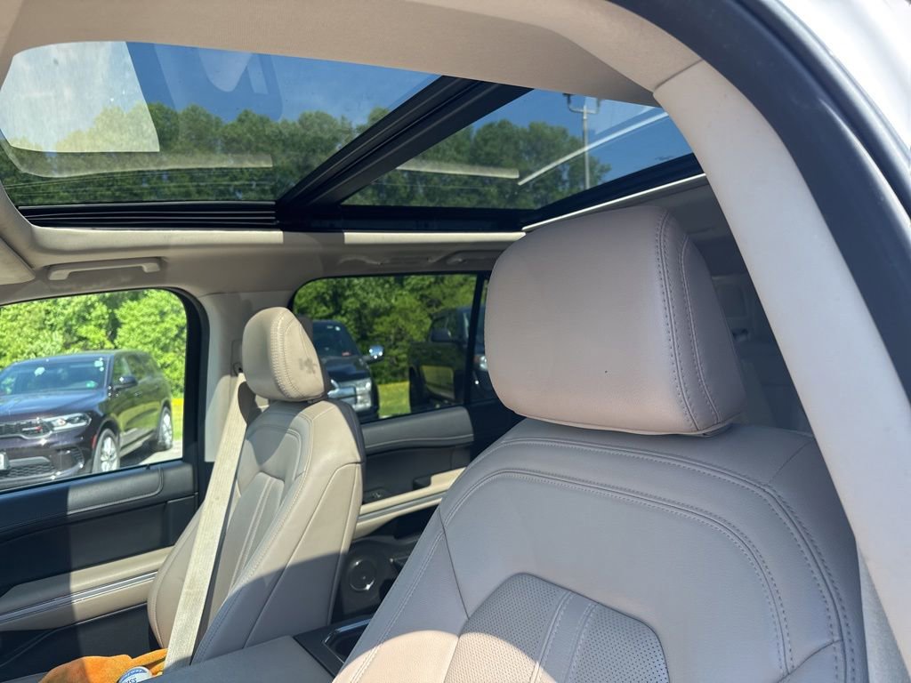 Certified 2024 Ford Expedition Limited AWD/4WD image 12
