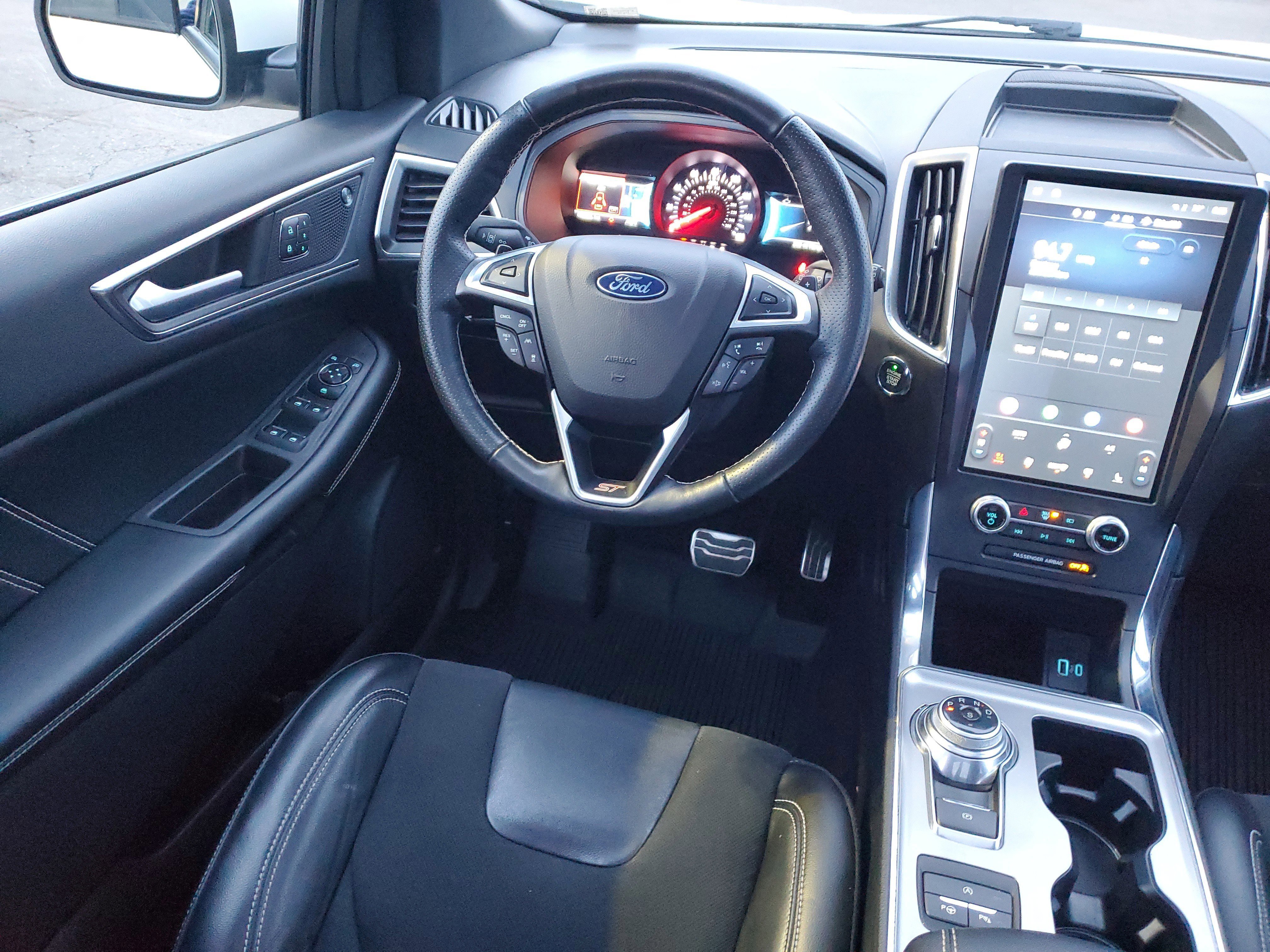 Certified 2022 Ford Edge ST w/ Equipment Group 401A image 12