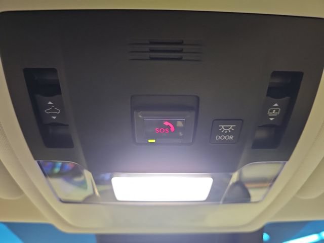 Used 2024 Lexus ES 350 Ultra Luxury w/ Accessory Package (Z2) FWD image 24