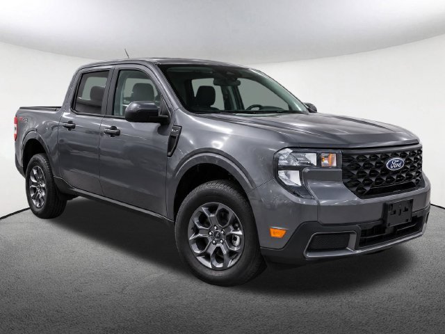 Certified 2025 Ford Maverick XLT w/ Equipment Group 302A AWD/4WD image 2