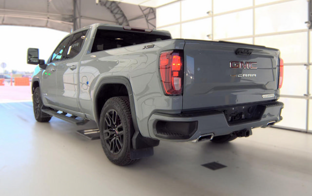 Used 2024 GMC Sierra 1500 Elevation w/ X31 Off-Road Package AWD/4WD image 4