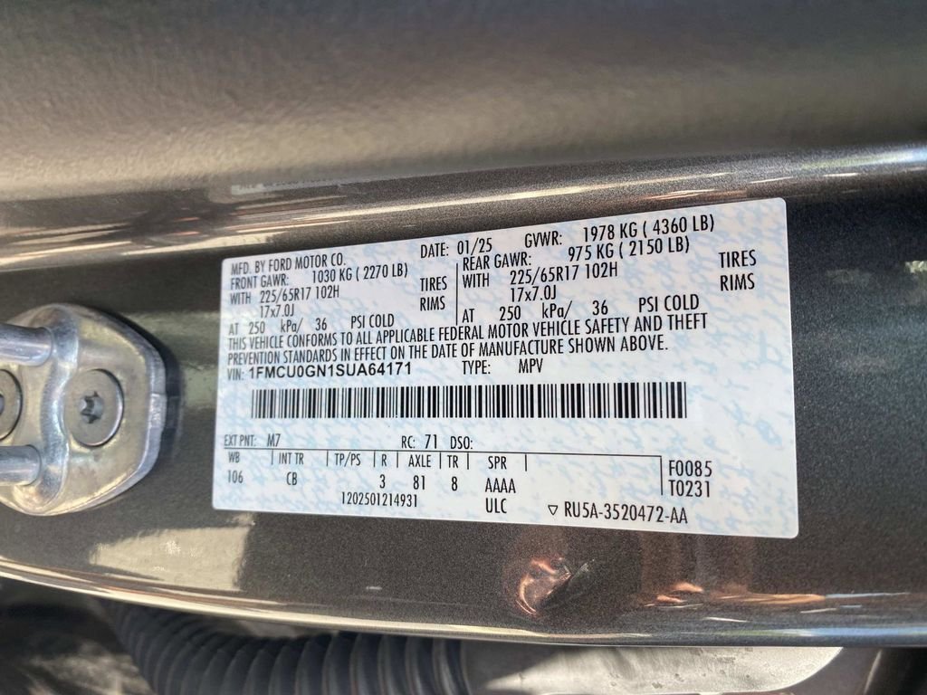 Certified 2025 Ford Escape Active FWD image 19