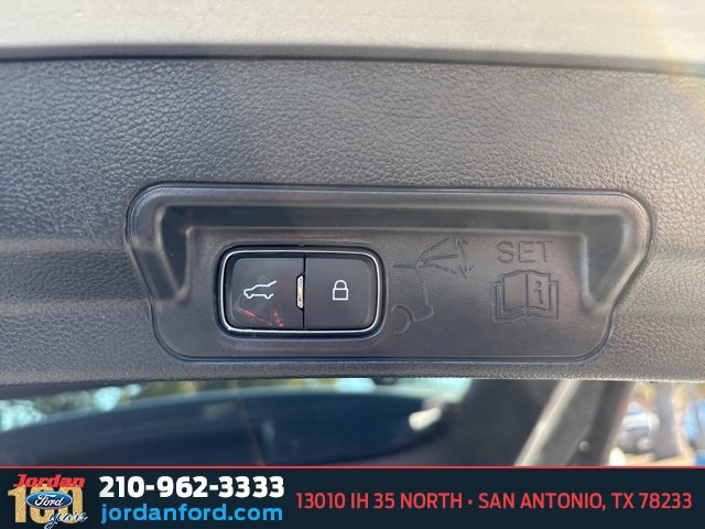 Certified 2022 Ford Explorer XLT w/ Equipment Group 202A image 14