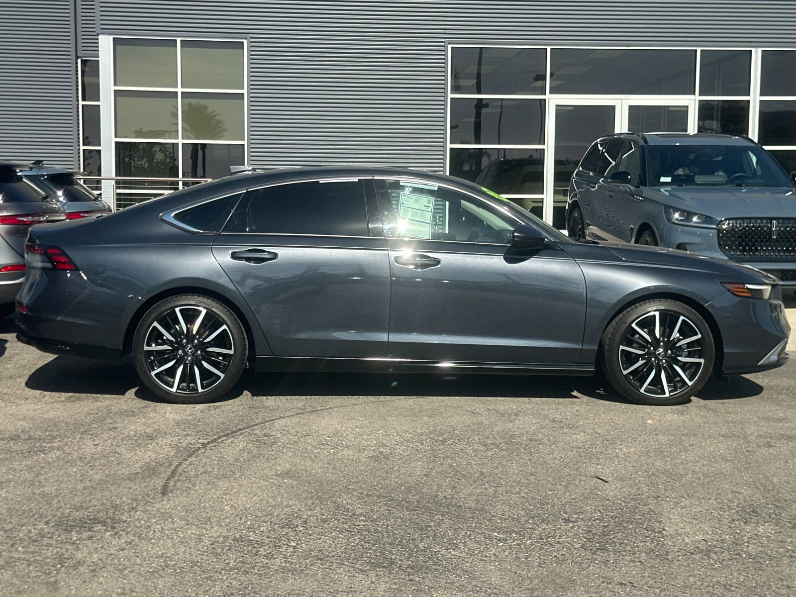 Used 2024 Honda Accord Touring image 6