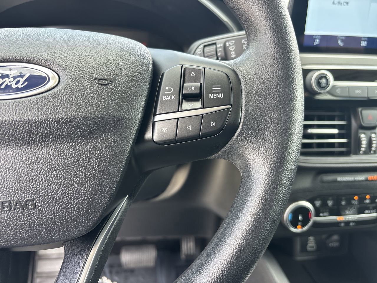 Certified 2025 Ford Escape Active AWD/4WD image 26