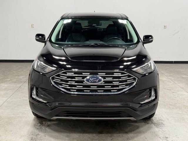 Certified 2024 Ford Edge Titanium image 4