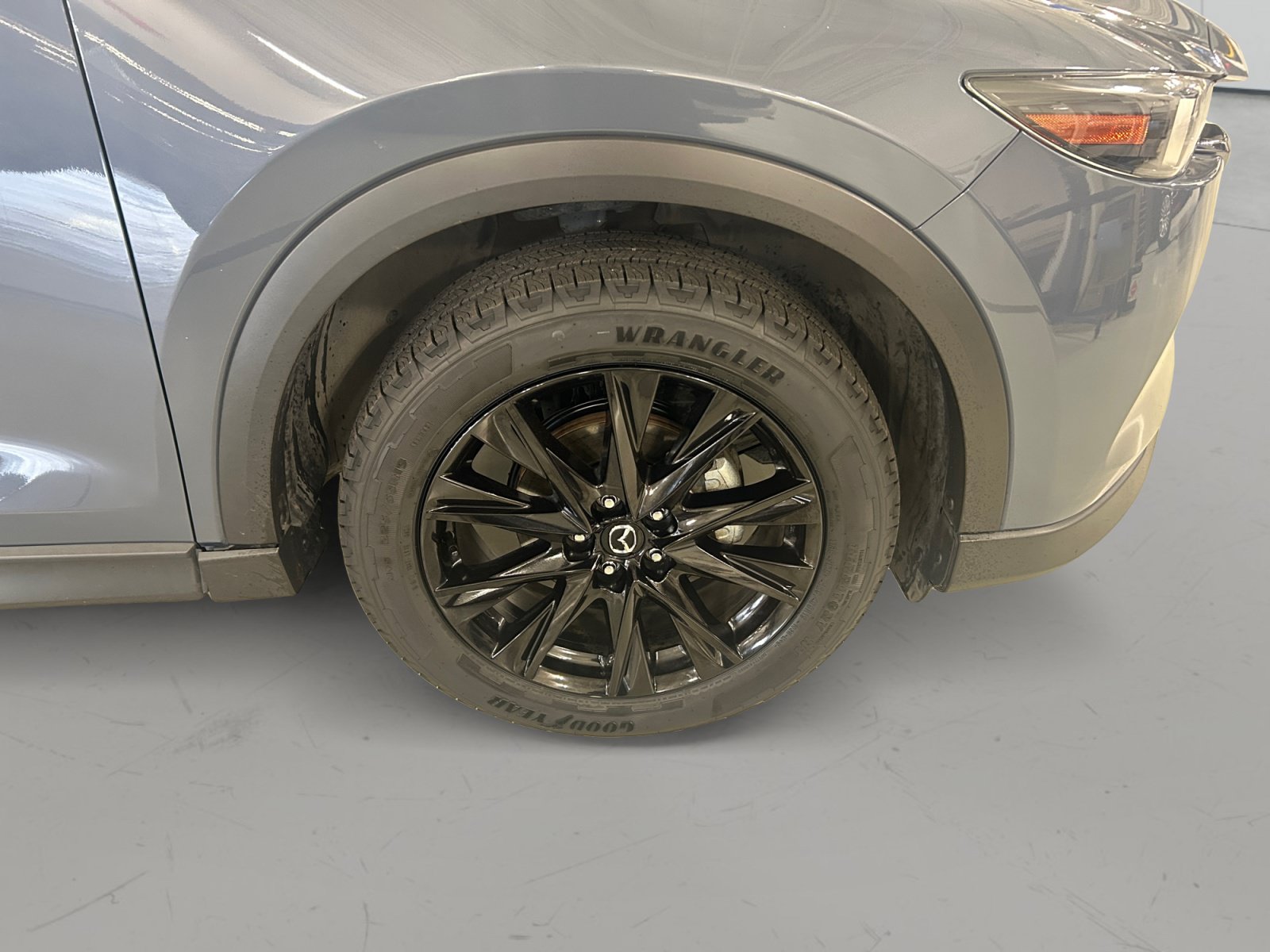Used 2024 MAZDA CX-5 Carbon Edition AWD/4WD image 9