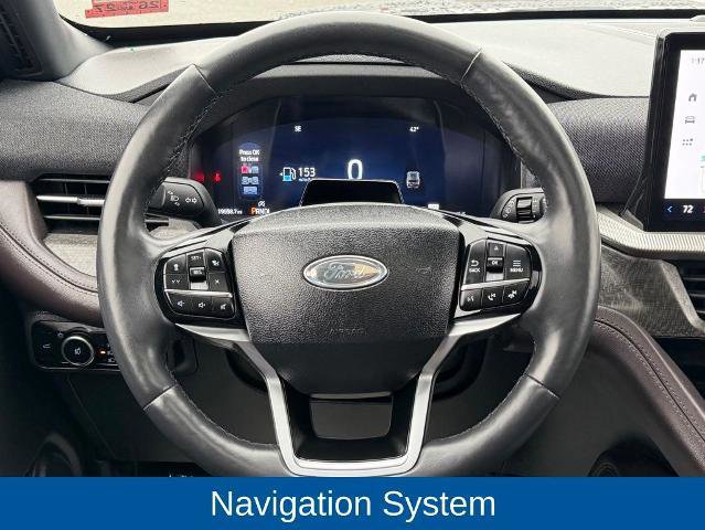 Certified 2025 Ford Explorer Platinum w/ LUX Leather Package image 14