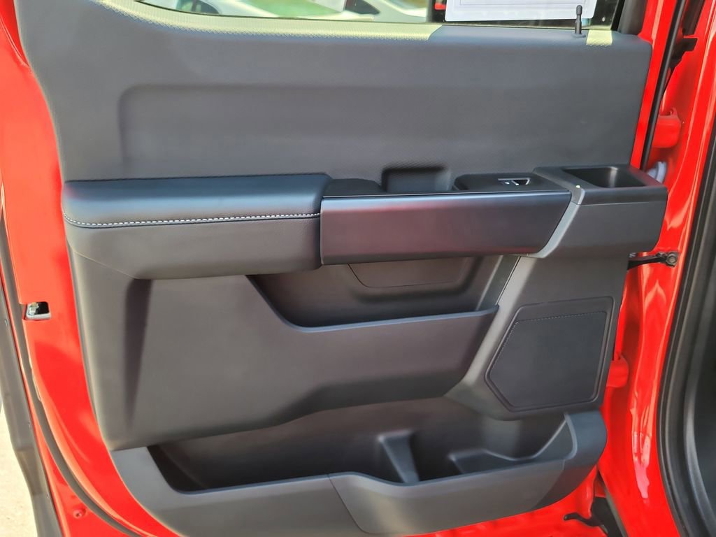 Certified 2021 Ford F150 XL w/ STX Appearance Package image 8