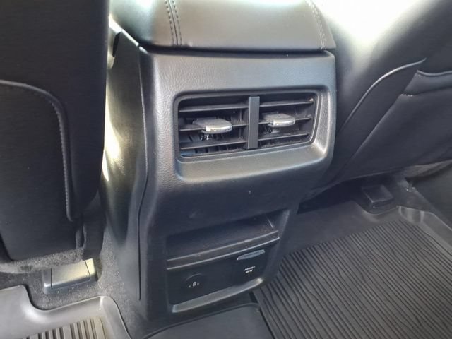 Certified 2024 Ford Edge SEL w/ Convenience Package AWD/4WD image 11