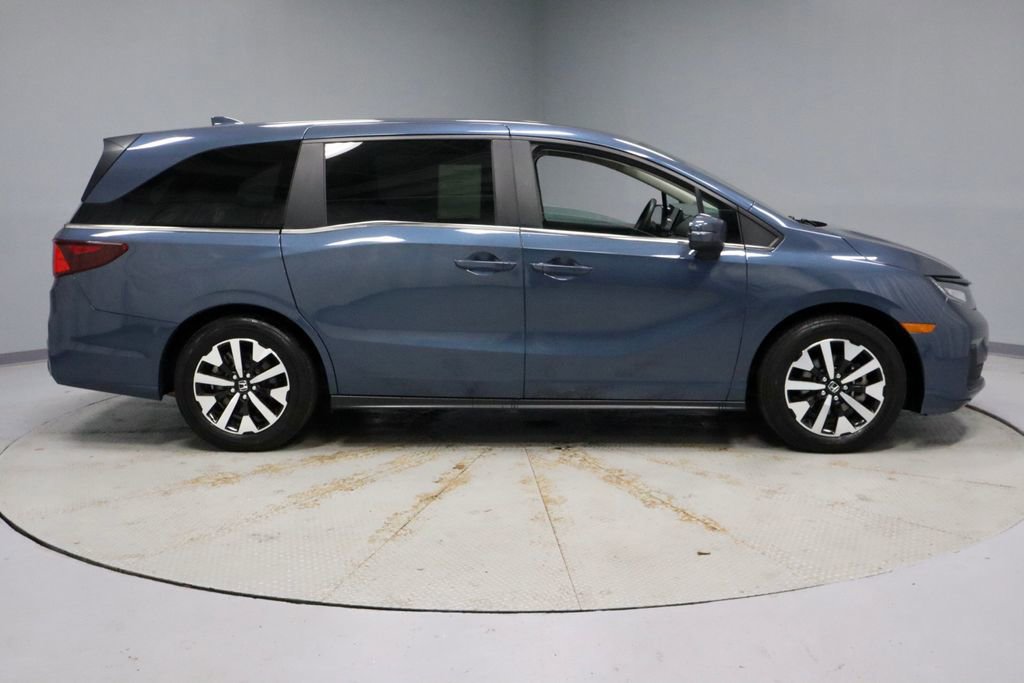 Used 2025 Honda Odyssey EX-L image 12