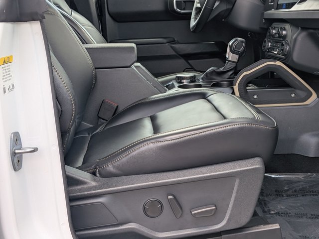 Certified 2025 Ford Bronco Badlands AWD/4WD image 26