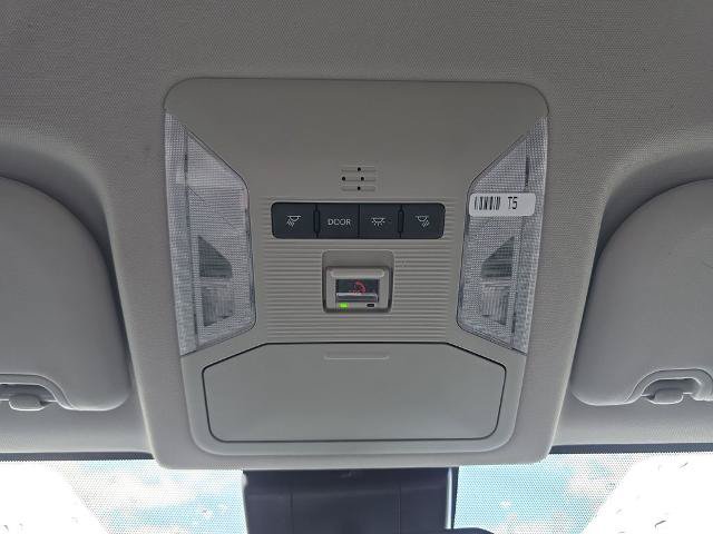 Used 2024 Toyota RAV4 LE AWD/4WD image 30