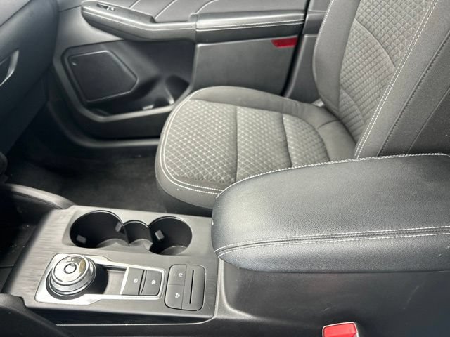 Certified 2023 Ford Escape Active AWD/4WD image 18
