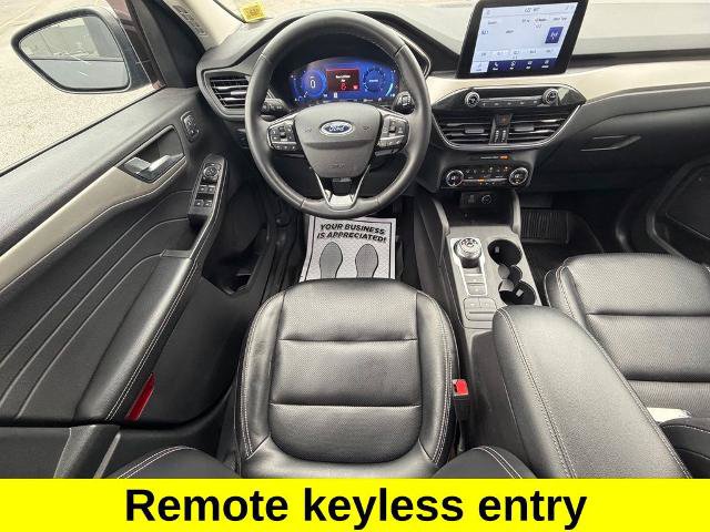 Certified 2021 Ford Escape SEL w/ Technology Package AWD/4WD image 10