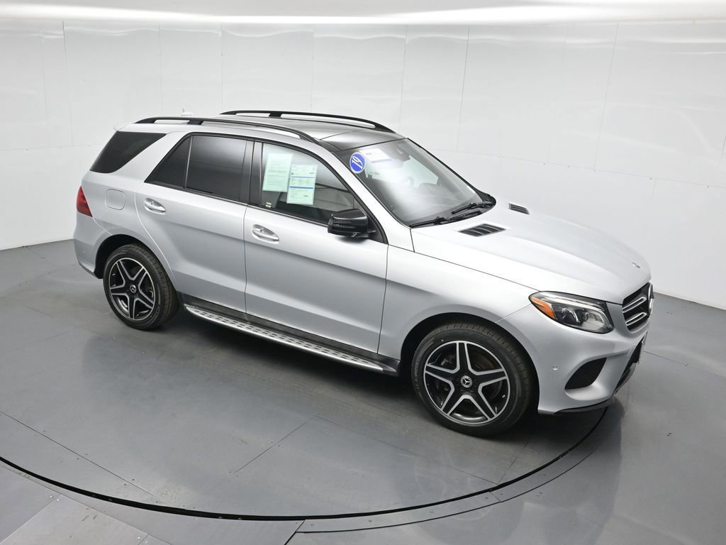 Used 2019 Mercedes-Benz GLE 400 4MATIC image 4