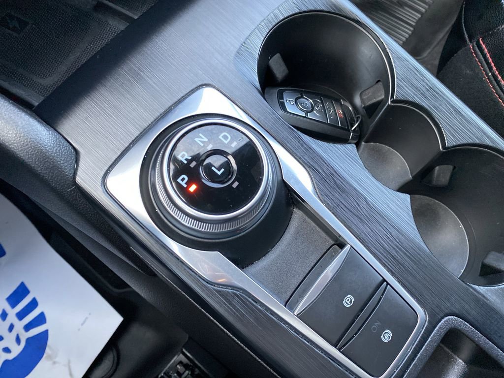 Certified 2025 Ford Escape ST-Line Elite w/ Premium Technology Package image 28