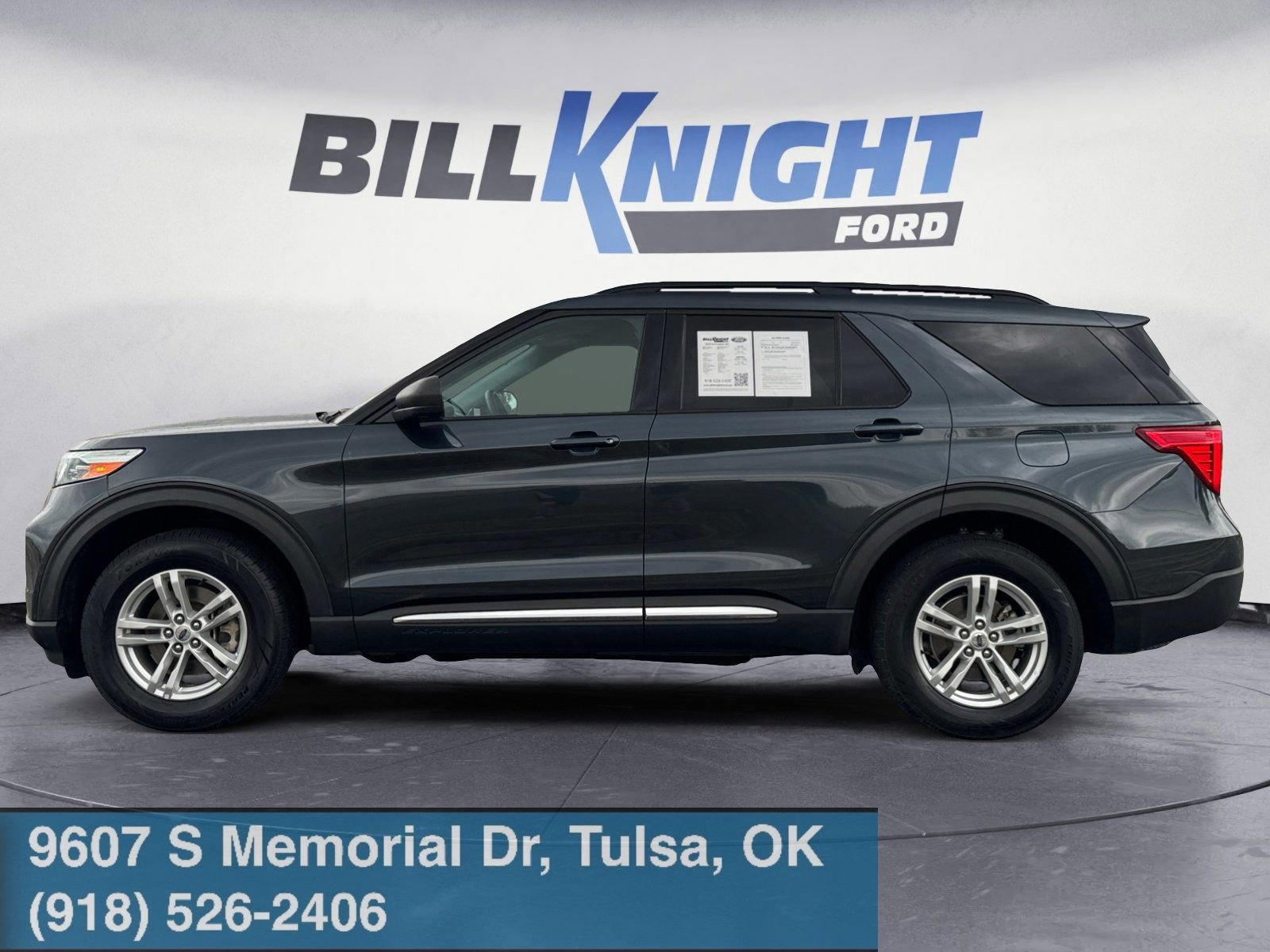 Certified 2022 Ford Explorer XLT image 2