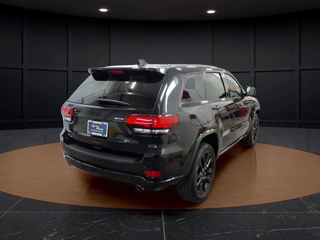 Used 2020 Jeep Grand Cherokee Altitude AWD/4WD image 6