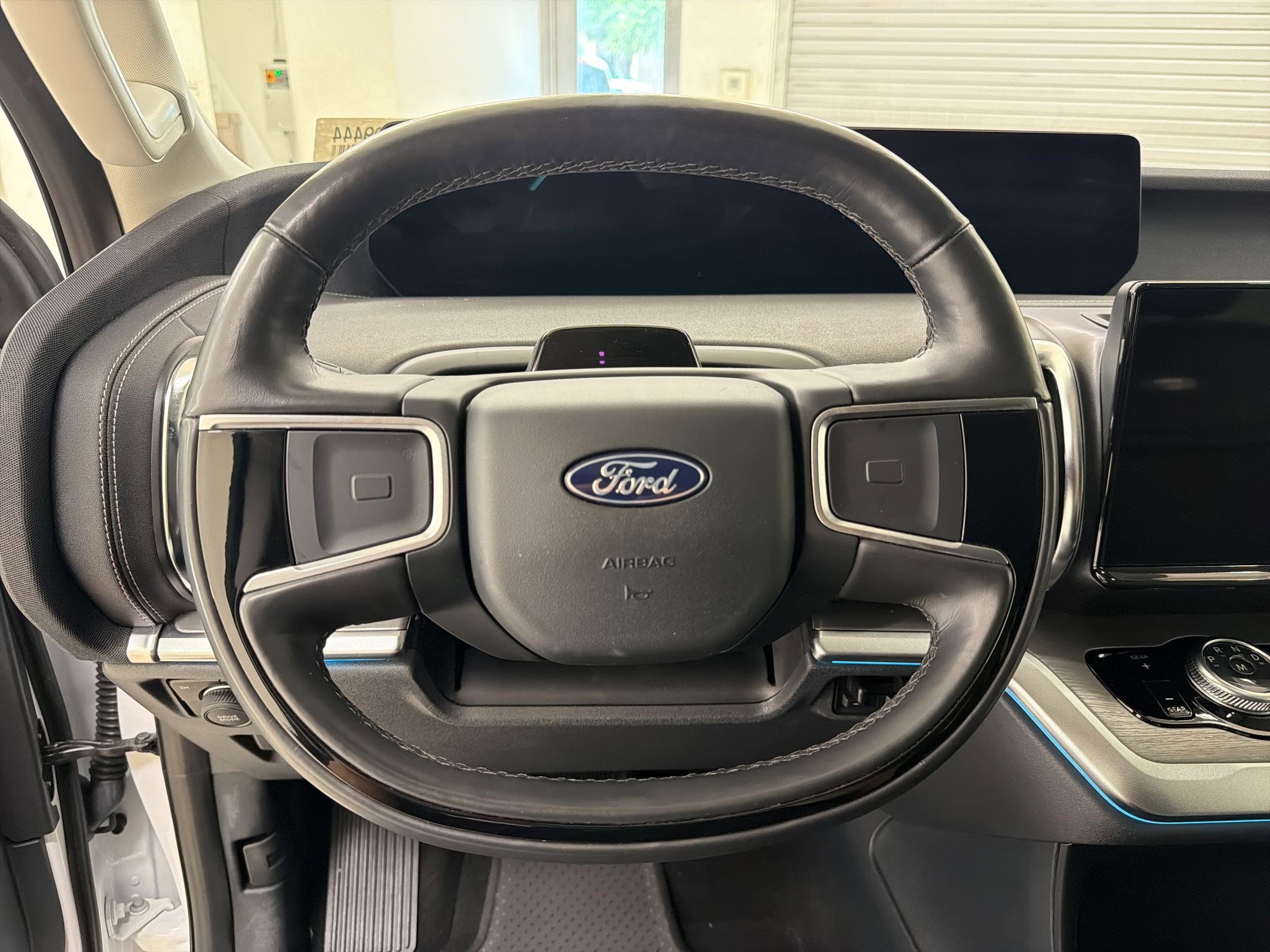 Certified 2025 Ford Expedition Max Platinum AWD/4WD image 18