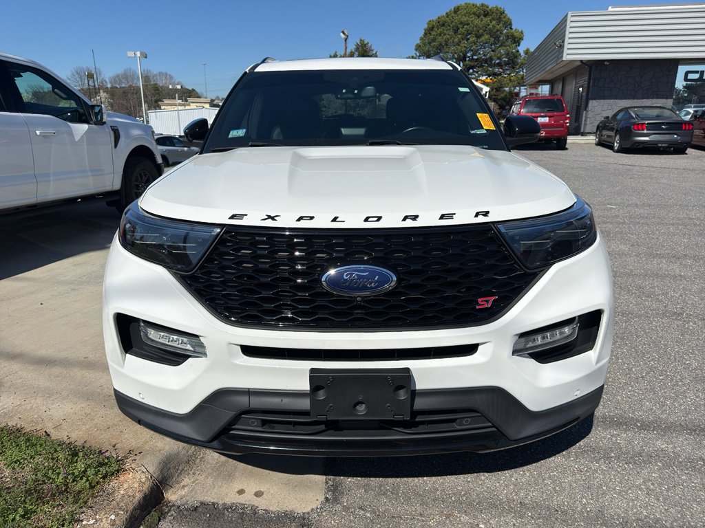 Certified 2020 Ford Explorer ST w/ Premium Technology Package image 2