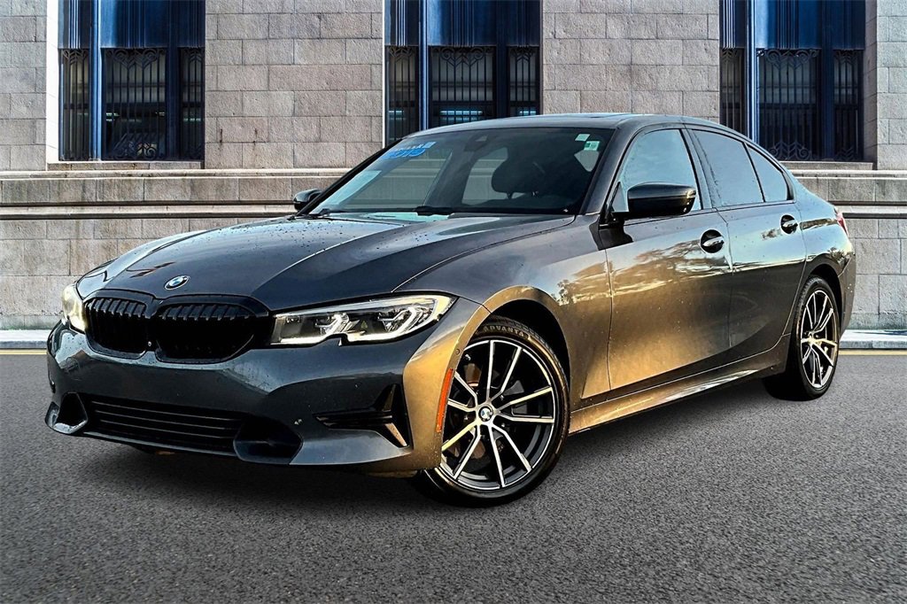 Used 2019 BMW 330i xDrive Sedan image 2