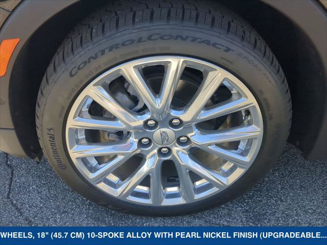 Used 2023 Cadillac XT4 Premium Luxury w/ Technology Package AWD/4WD image 9