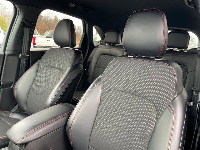 Certified 2025 Ford Escape ST-Line image 28