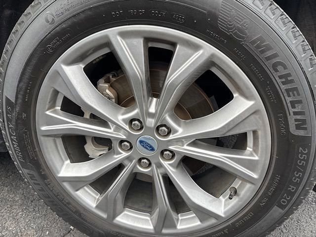 Certified 2023 Ford Explorer XLT w/ Equipment Group 202A image 7