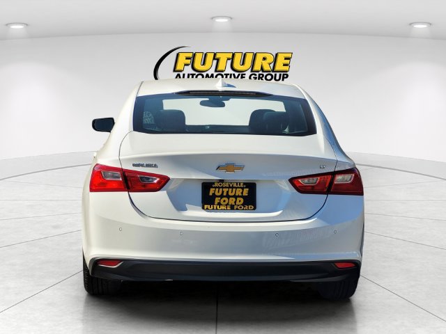 Used 2025 Chevrolet Malibu LT FWD image 8