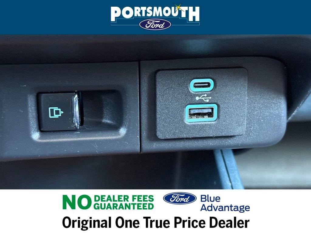 Certified 2022 Ford Maverick Lariat w/ Lariat Luxury Package image 19