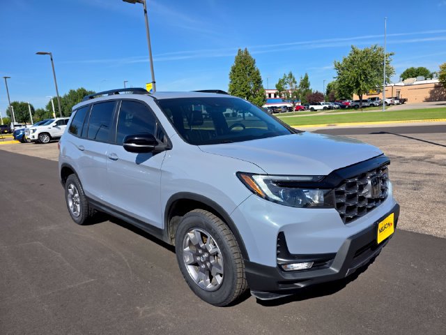 Used 2023 Honda Passport TrailSport image 5