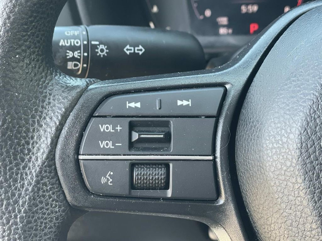 Used 2023 Honda Accord EX image 10