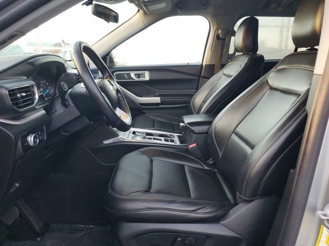 Certified 2023 Ford Explorer XLT w/ Equipment Group 202A image 14