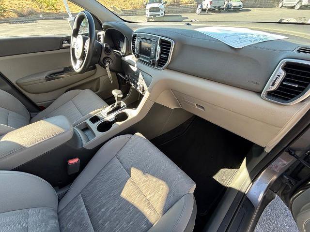 Used 2017 Kia Sportage LX AWD/4WD image 36