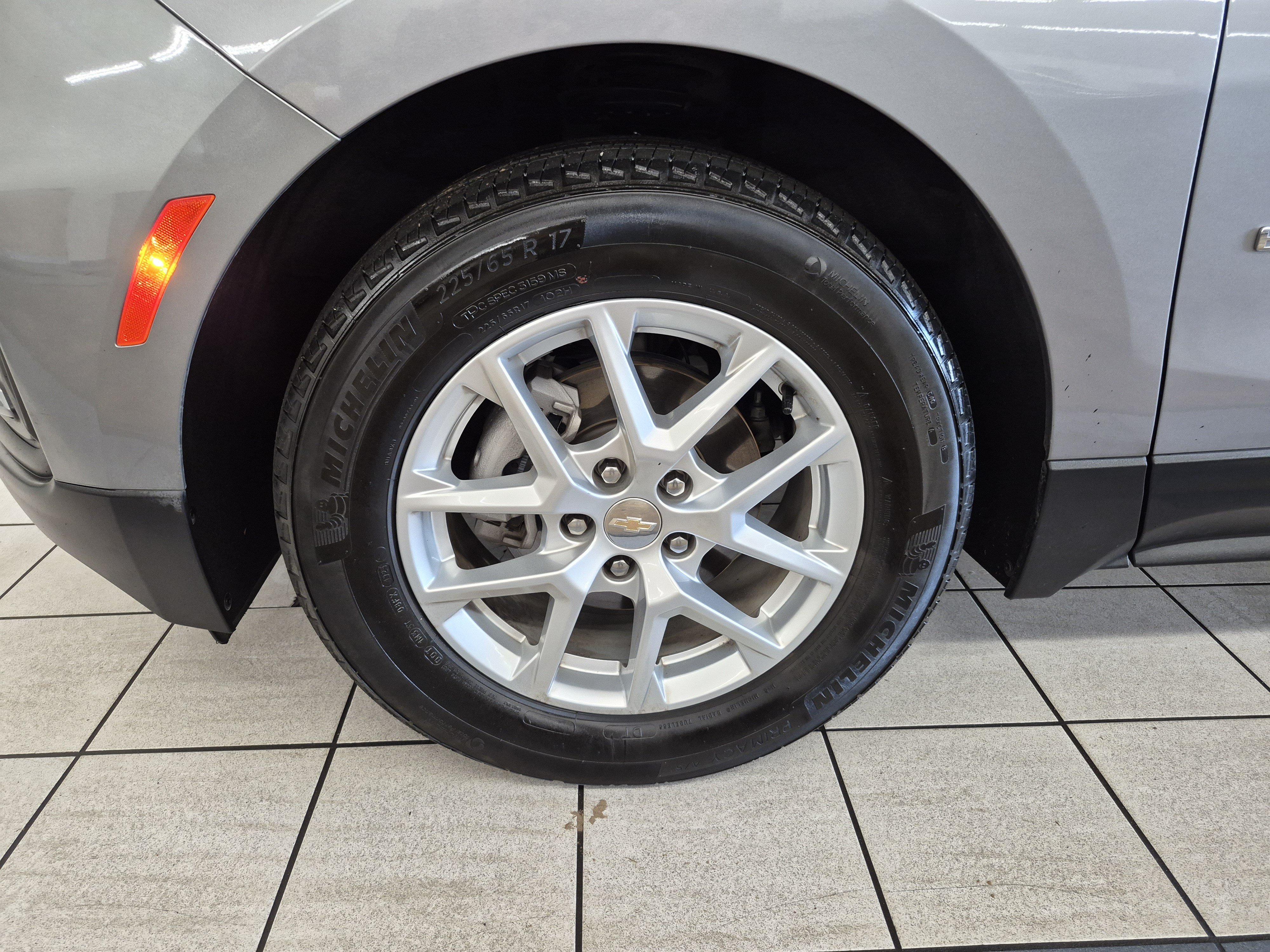 Used 2024 Chevrolet Equinox LS FWD image 7