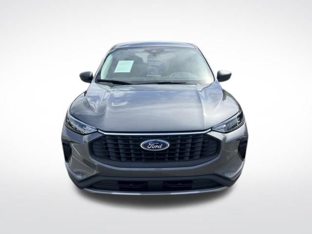 Certified 2025 Ford Escape Active FWD image 2