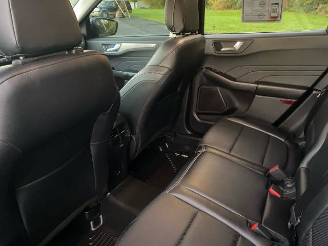 Certified 2022 Ford Escape Titanium AWD/4WD image 15
