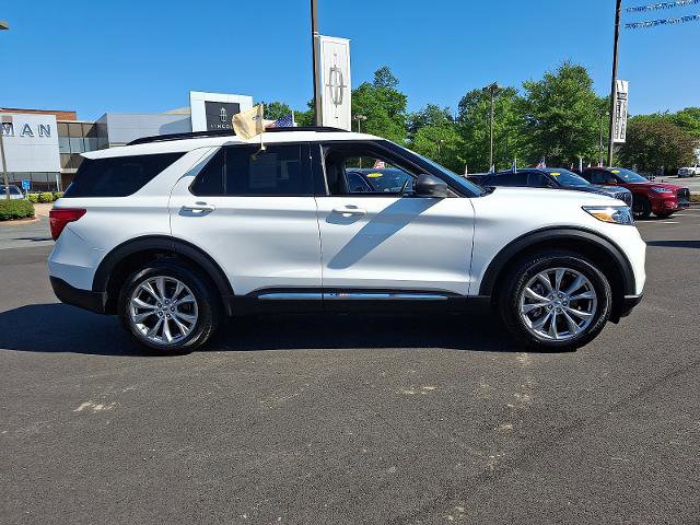 Certified 2023 Ford Explorer XLT w/ Equipment Group 202A AWD/4WD image 7