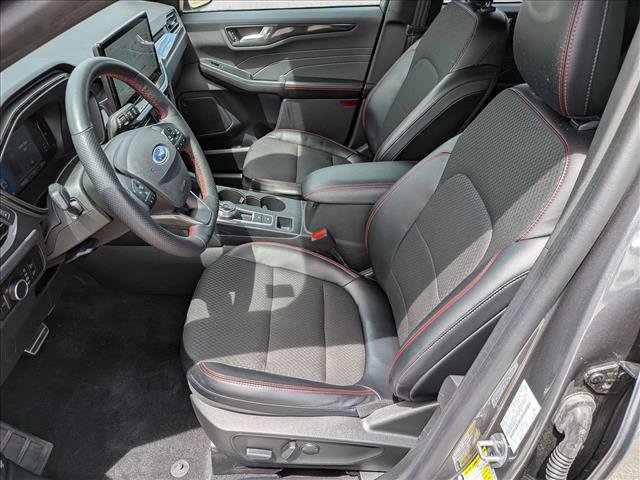 Certified 2023 Ford Escape ST-Line w/ Tech Pack #1 AWD/4WD image 21