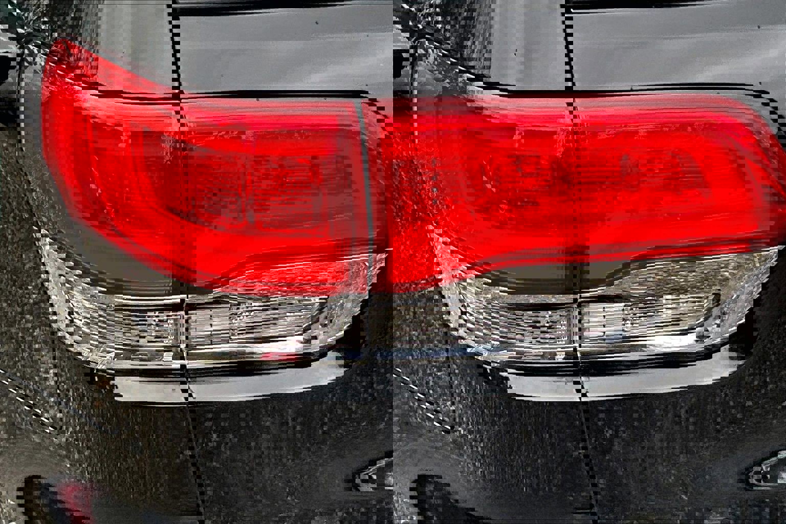 Used 2019 Jeep Grand Cherokee Overland image 30