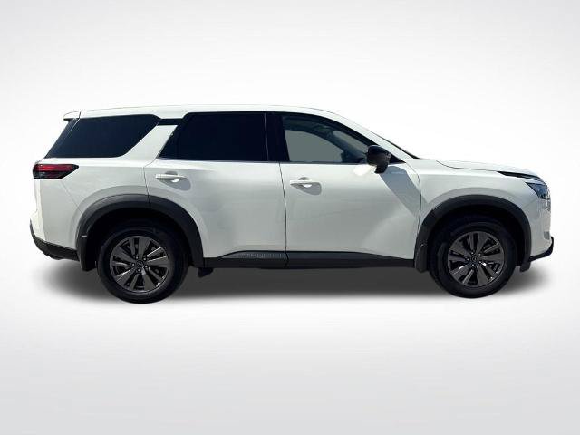 Used 2023 Nissan Pathfinder S FWD image 4
