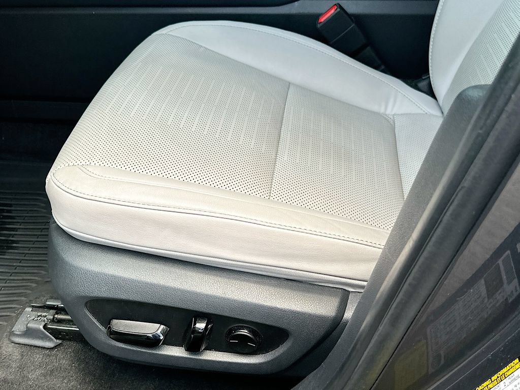 Used 2024 Lexus TX 350 FWD w/ Cold Weather Package image 9