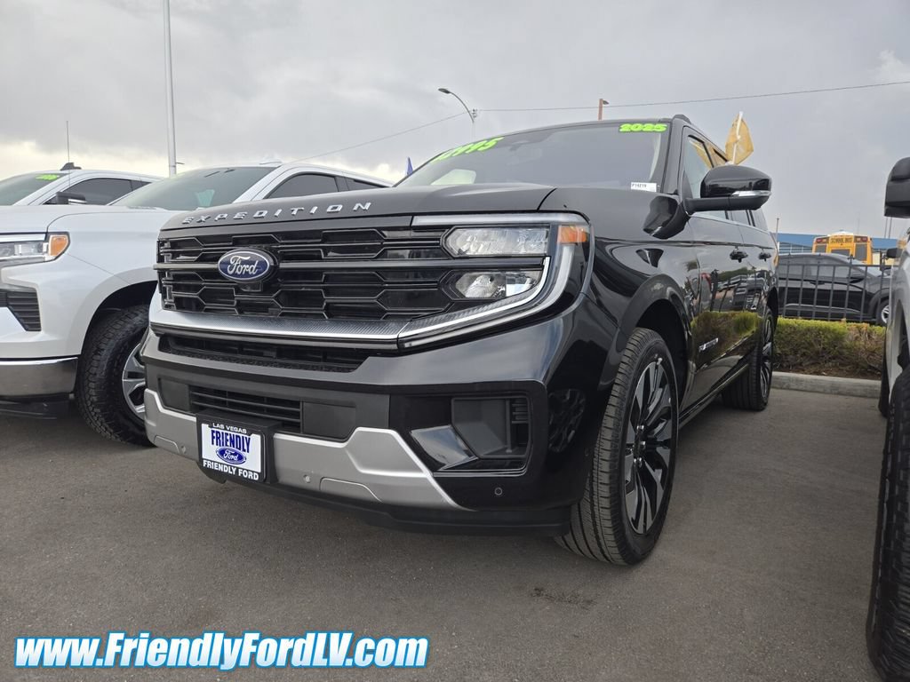 Certified 2025 Ford Expedition Platinum w/ Driver's Package AWD/4WD image 2