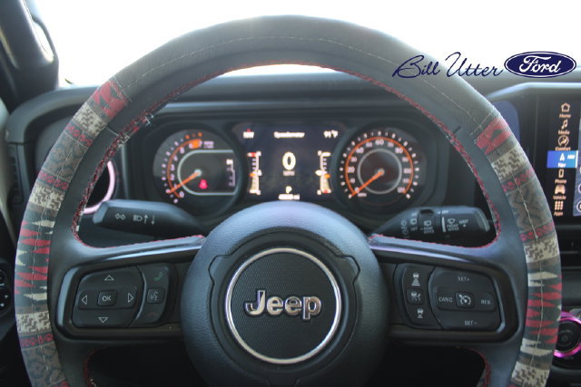 Used 2024 Jeep Wrangler Unlimited Rubicon w/ Technology Group AWD/4WD image 9