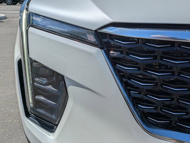 Used 2024 Cadillac XT4 Premium Luxury FWD image 10