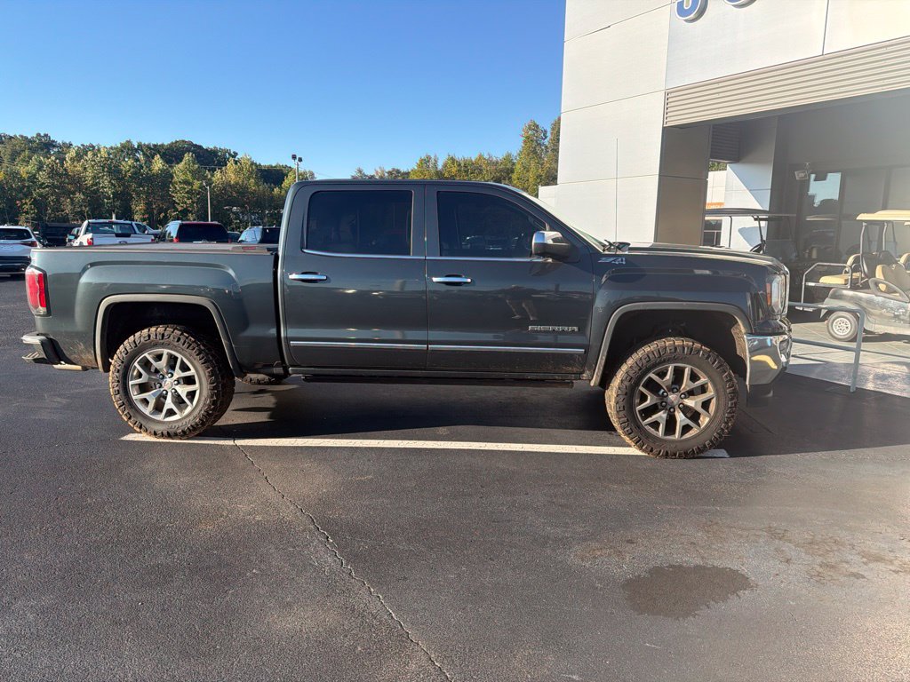 Used 2018 GMC Sierra 1500 SLT w/ SLT Premium Package AWD/4WD image 4