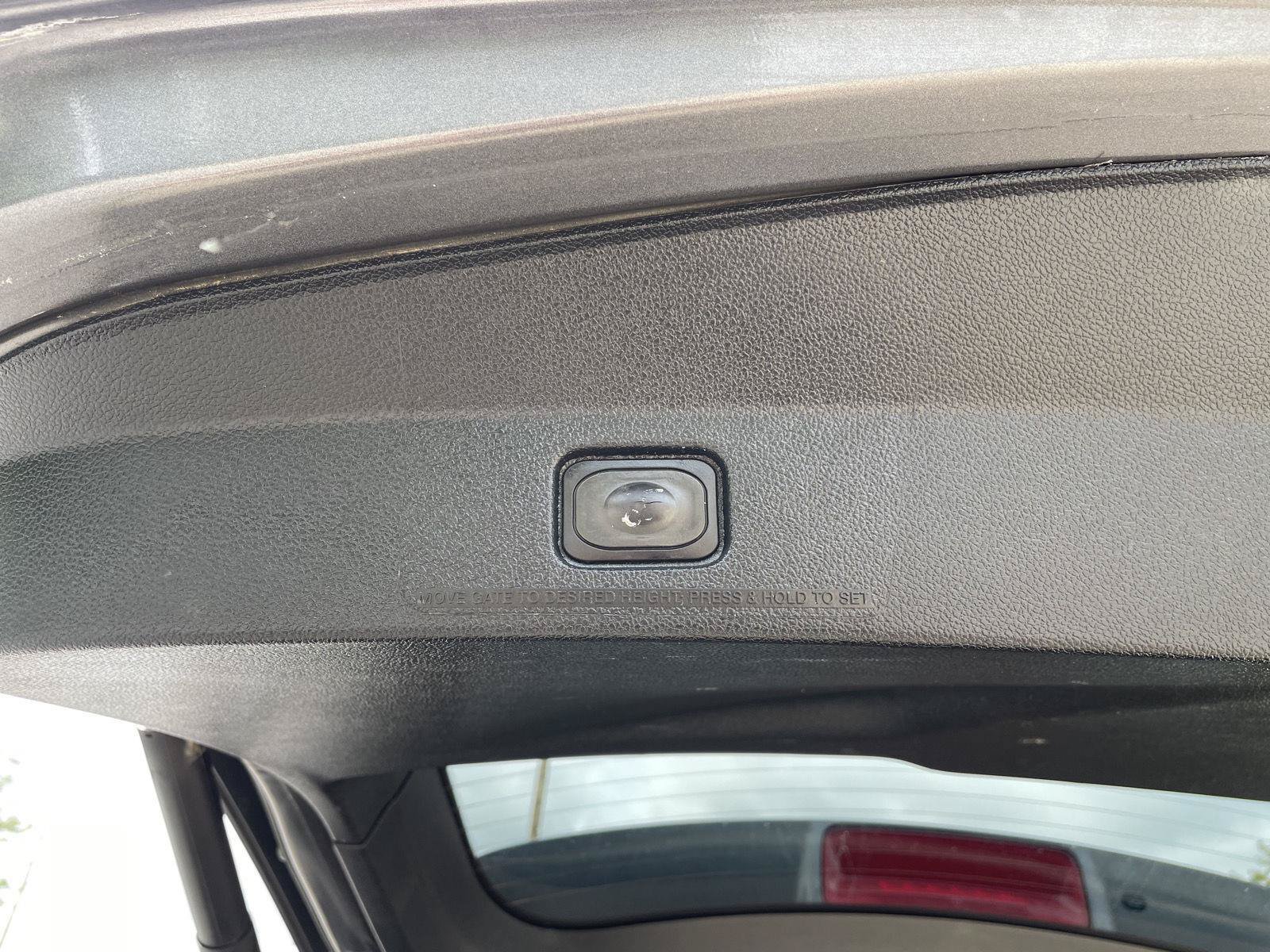 Certified 2018 Ford Explorer Limited FWD image 43