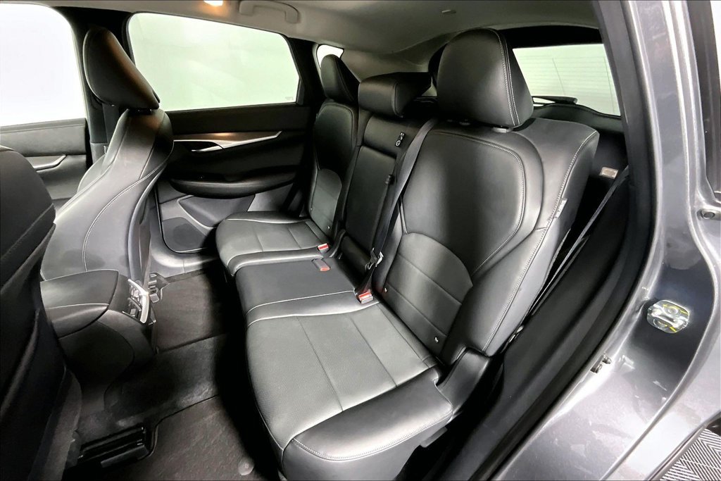 Used 2023 INFINITI QX50 Luxe w/ Cargo Package FWD image 26